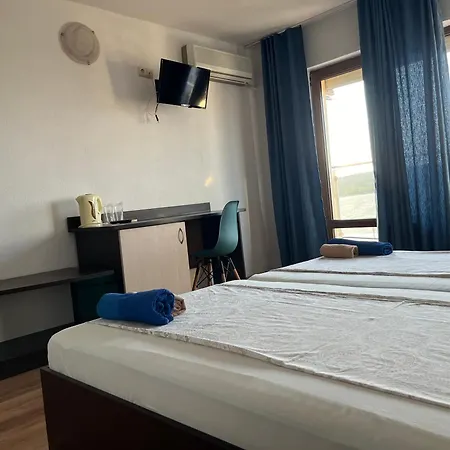 Paunovi Приморсько