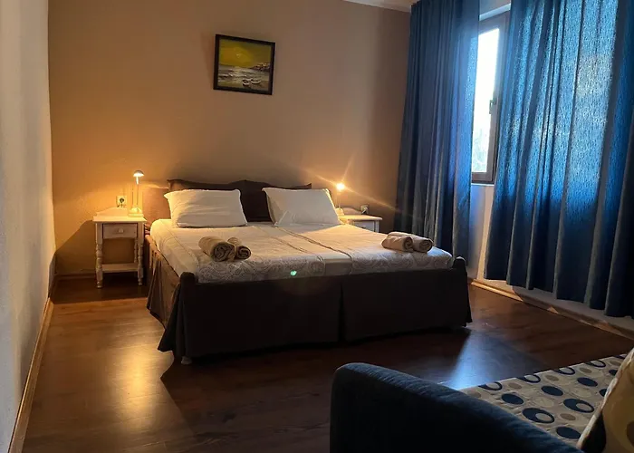 Πανσιόν Paunovi Πριμόρσκο