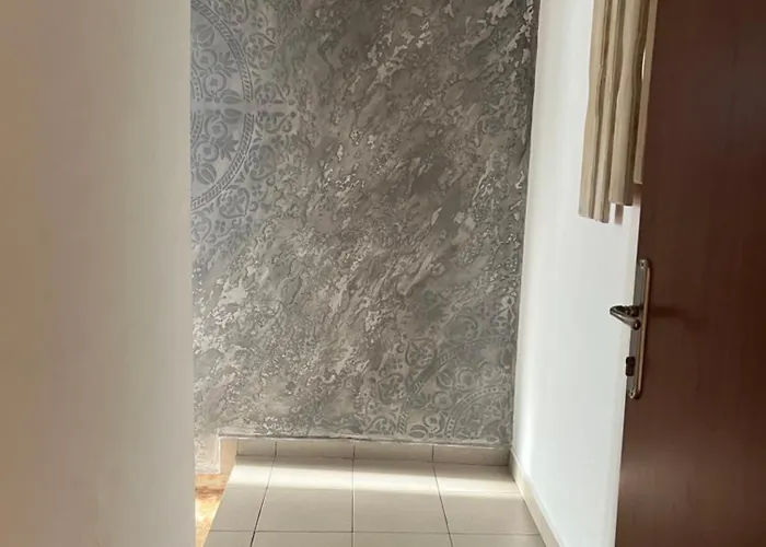 Paunovi Πανσιόν 2*